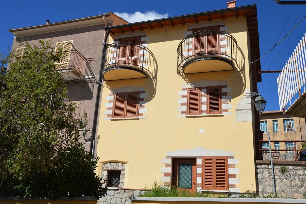 Guest House - Il Granaio Norma Exterior photo